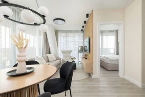 Nicht klassifiziertes Bild, 3 von 36, Schaltfläche