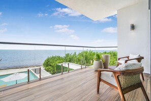 Pool - Villa Tiburón Luxury Beach Front Oasis 7/BR (Puerto Morelos)