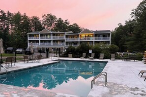 Pool - Winnipesaukee All Season Getaway (Gilford)