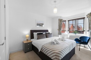 Unclassified image, 2 of 40, button