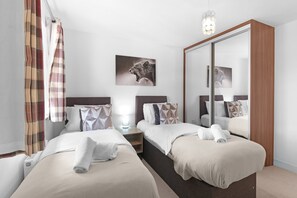 Unclassified image, 5 of 40, button