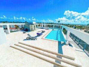 Rooftop terrace - DUCASSI SUITES STUDIOS HOTEL BEACH CLUB  (Punta Cana)