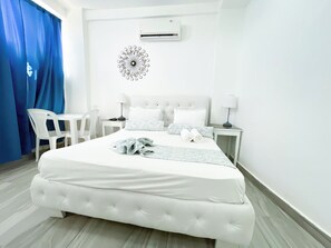 Comfort Studio, 1 Queen Bed, Kitchenette, City View | Egyptian cotton sheets, premium bedding, down comforters, pillowtop beds - DUCASSI SUITES STUDIOS HOTEL BEACH CLUB  (Punta Cana)