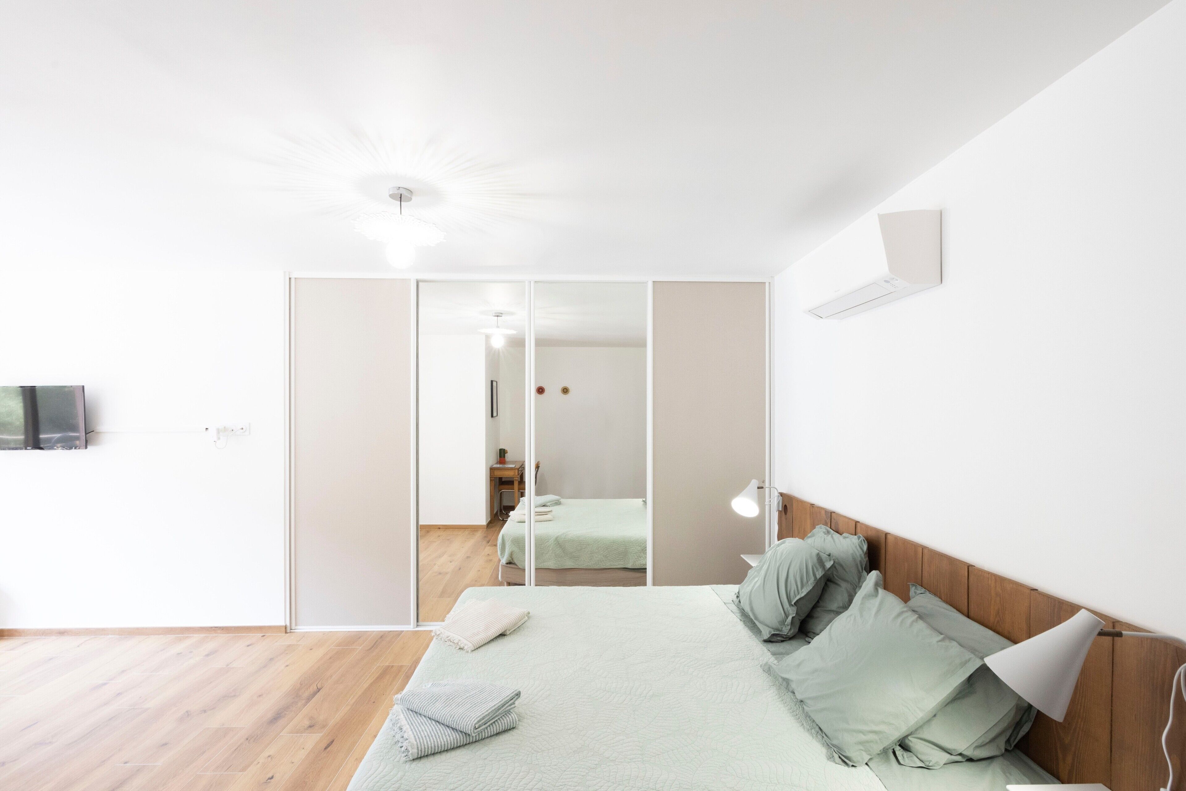 1 bedroom, WiFi, bed sheets