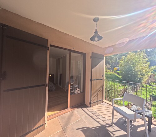 Guesthouse at the Farm “U Bene Stà - Titella” with Mountain View, Wi-Fi, and Air Conditioning