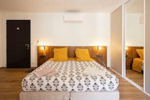 1 bedroom, WiFi, bed sheets
