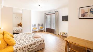 1 bedroom, WiFi, bed sheets