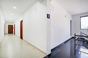 Interior - Super Townhouse Jeevan Bima Nagar (Bengaluru)