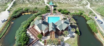 Saint James Finest- Elevator Bldg-Luxury Marina Front Condo-Great Coastal Vibes