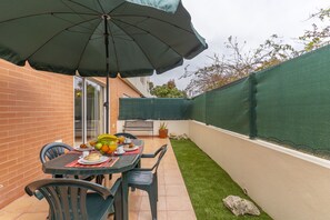 Outdoor dining - #337 Great 2BR Apartment | Terrace in Albufeira (Albufeira)