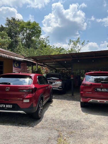 Perfect 3-bedroom house with AC in charming Kulim