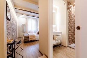 Unclassified image, 3 of 67, button - Vrbo Property (Siena)