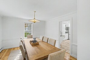 Unclassified image, 4 of 31, button - Luxury West Barnstable Home w/ Pool – Near Sandy Neck (Barnstable)