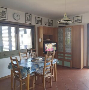 House, Smoking - Fst-visp12p1 in San Teodoro (San Teodoro)