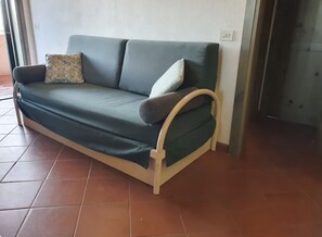 House, Smoking - Fst-visp12p1 in San Teodoro (San Teodoro)