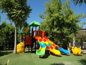 Mobile Home | Children’s area - Mobilehome im Ferienpark in Cologna Spiaggia (Roseto degli Abruzzi)