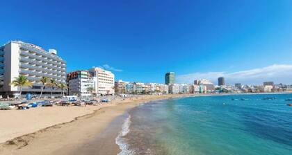 Calm 2BR : Work setup : 10 min Las Canteras Beach