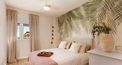 Calm 2BR : Work setup : 10 min Las Canteras Beach