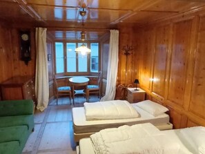 Room - Im Laret by Interhome (Lavin)
