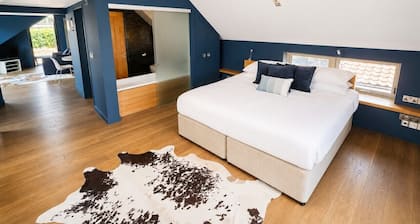Print Room 2 at Strattons Hotel