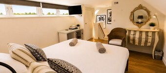 Stylish and Cosy Retreat CoCoes TWO