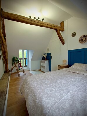 Room - Gite "La Greniette (Châteauneuf-sur-Loire)