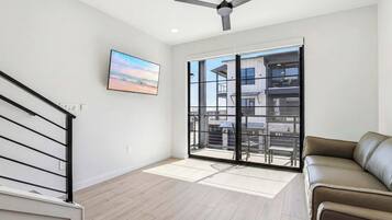 TV, stereo, offices