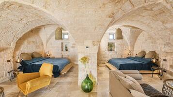 Junior Suite, Garden View | Interior