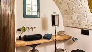 Junior Suite, Garden View | Interior