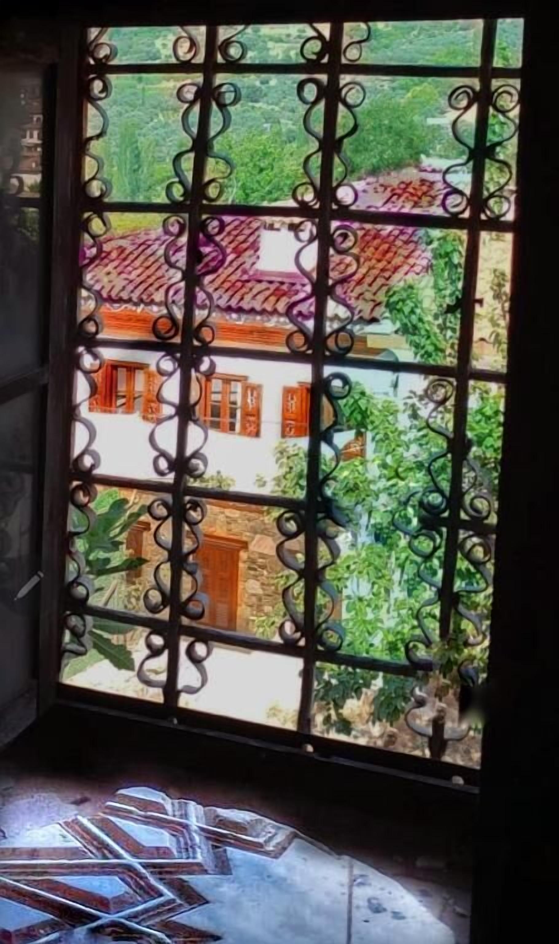Deluxe Double Room, Mountain View | Interior