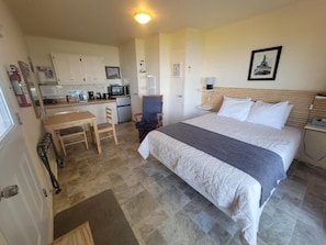 Standard Studio, Kitchenette, Sea View