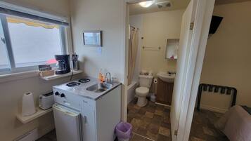 Chambre Double, 2 lits doubles, coin cuisine | Intérieur