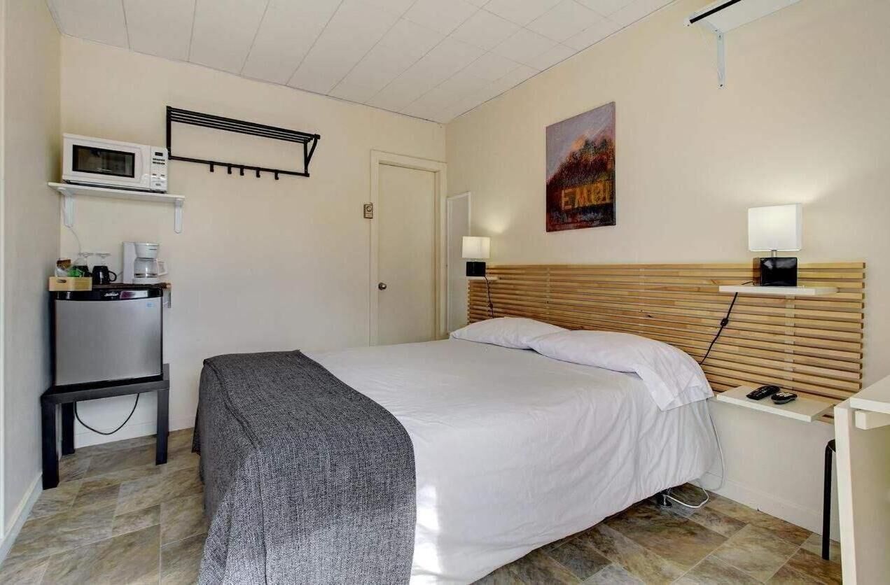 Chambre Double Économique, salle de bains privée