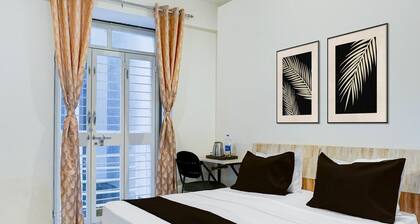 Collection O Blue Ridge Hinjewadi