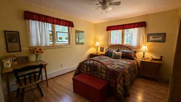 3 bedrooms, desk, free WiFi