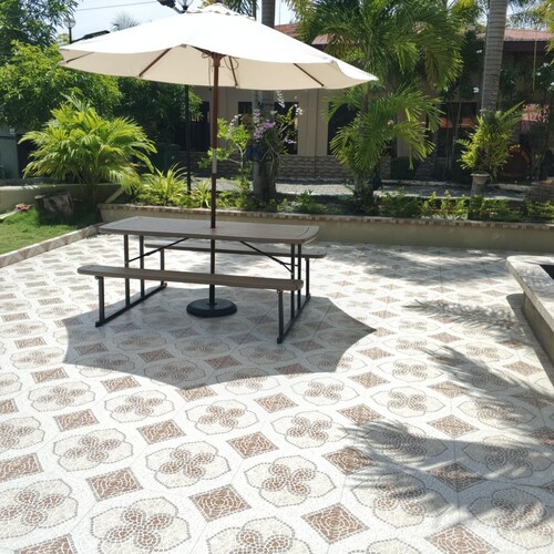 Tessla Beach Resort, our rooms are designed to give you a relaxing and comfort.