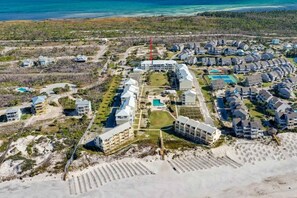 Exterior - Personal Tesla Charger, Beach, Pool & Playground! (Cape San Blas)