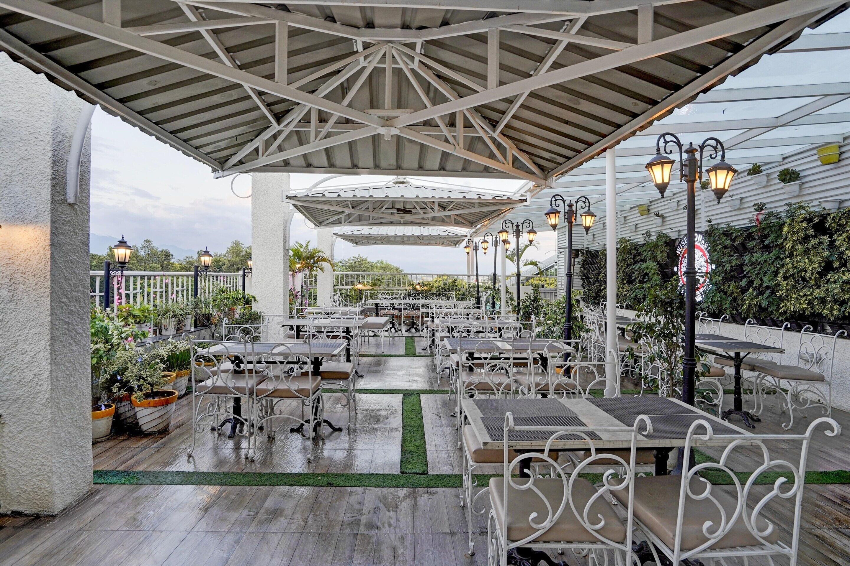House | Dining