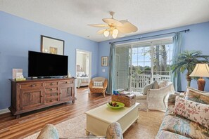 TV, video games, books - Ironwood at Barefoot Resort: Golf Views & Free Beach Shuttle (North Myrtle Beach)