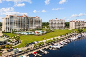 Exterior - Ironwood at Barefoot Resort: Golf Views & Free Beach Shuttle (North Myrtle Beach)