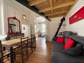 Living area - Beachfront Apartment - Arcachon Bay (Arcachon)