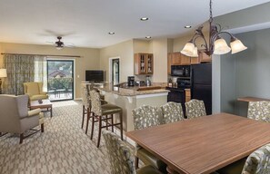 Private kitchen - Wyndham Smoky Mountains 2bedroom 2bath multiple weeks available! (Sevierville)