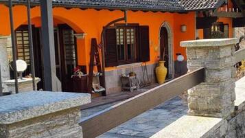 Enceinte de lâhĂ©bergement