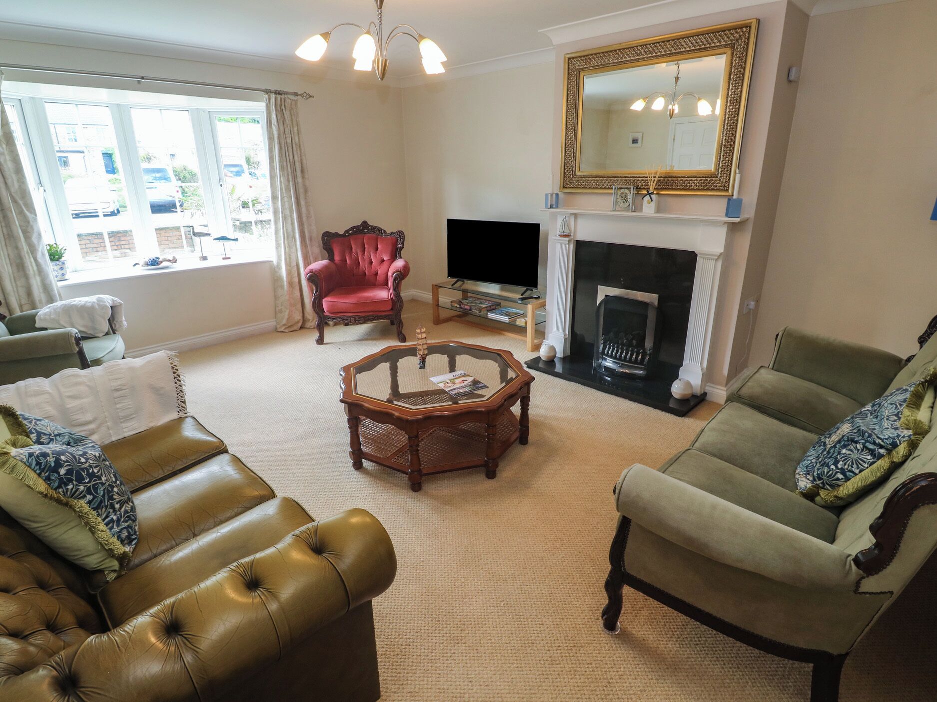 Cottage | Living area