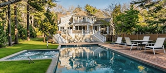 Spacious East Hampton Luxury Estate with Resort-Style Outdoor Living