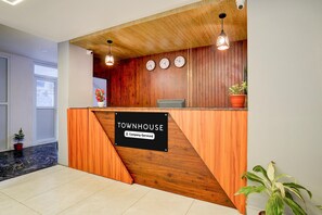 House | Reception - Classic With Balconyroyal Avenue (Bengaluru)