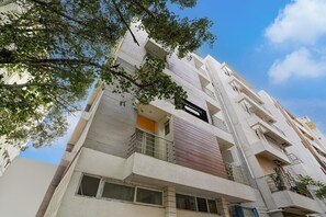 House | Exterior - Classic With Balconyroyal Avenue (Bengaluru)