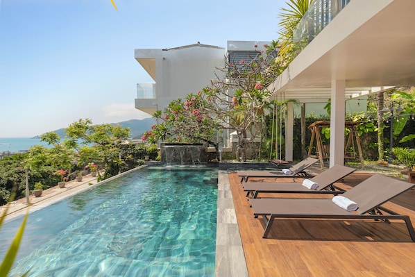 Pool - Villa Nha Trang Ocean Front Luxury Abogo (Nha Trang)