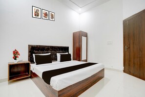 House - Super Hotel O Mathura-bharatpur (Mathura)