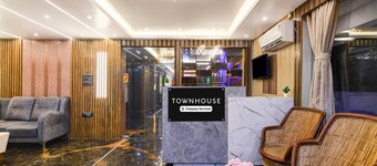 Super Townhouse Aiims Kolkata